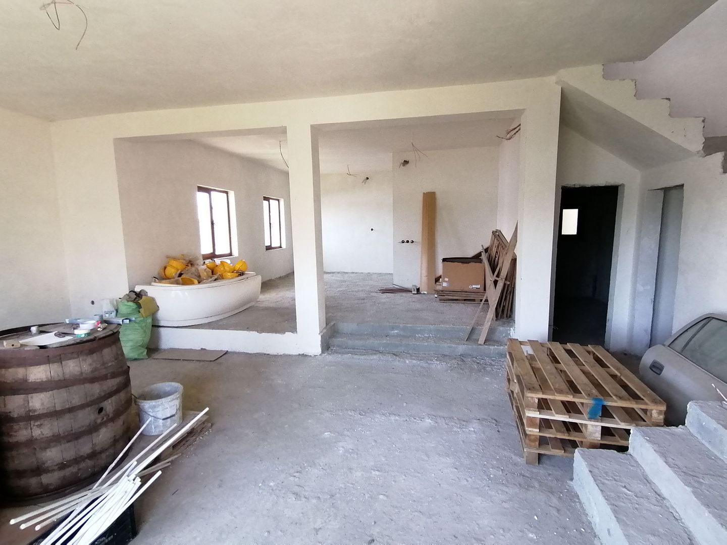Casa P+1 - comuna 1 Decembrie - str. Victoriei - Poză 4