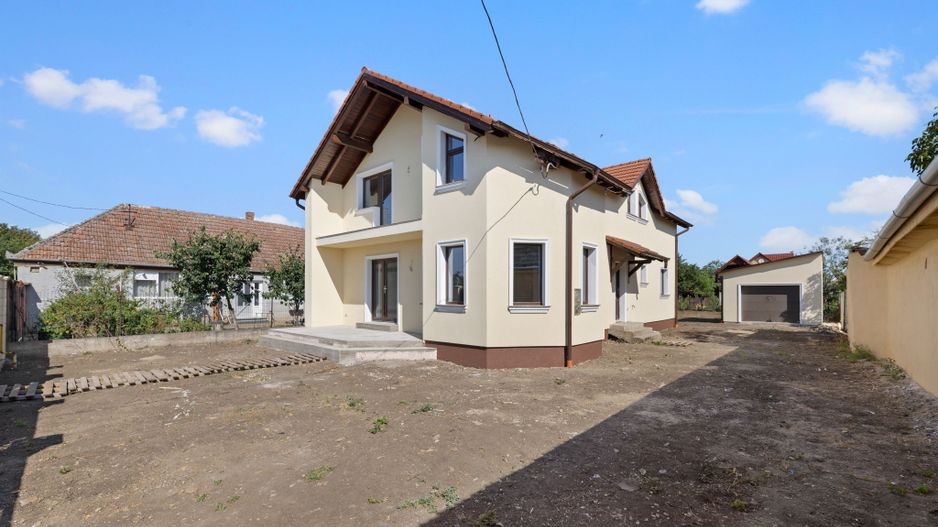 Eleganta, Confortul, Calitatea, liniste Vila P+M Garaj Pecica Arad - Poză 22