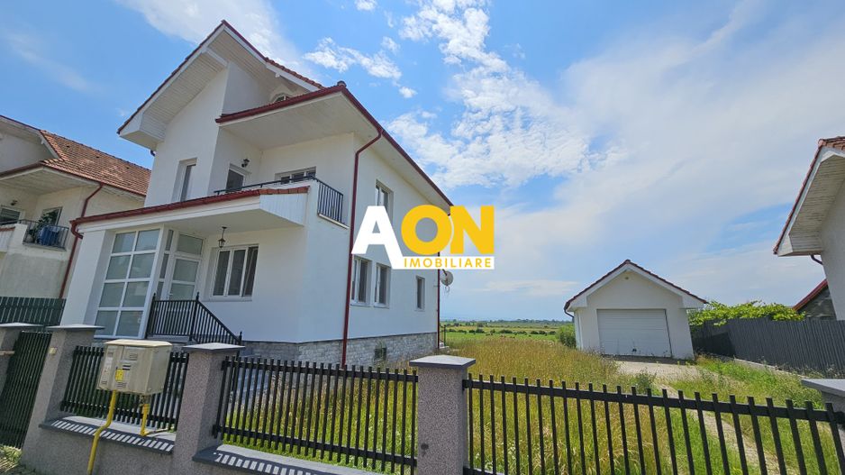 De vanzare casa 3 camere, 802mp teren, Cetate - Poză 1