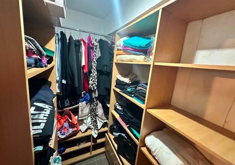 De vanzare apartament 3 camere, zona Rahova-Sebastian - Poză 8