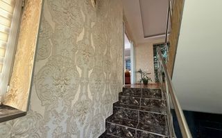 De vanzare Vila situata Ultracentral-425 mp - Poză 8