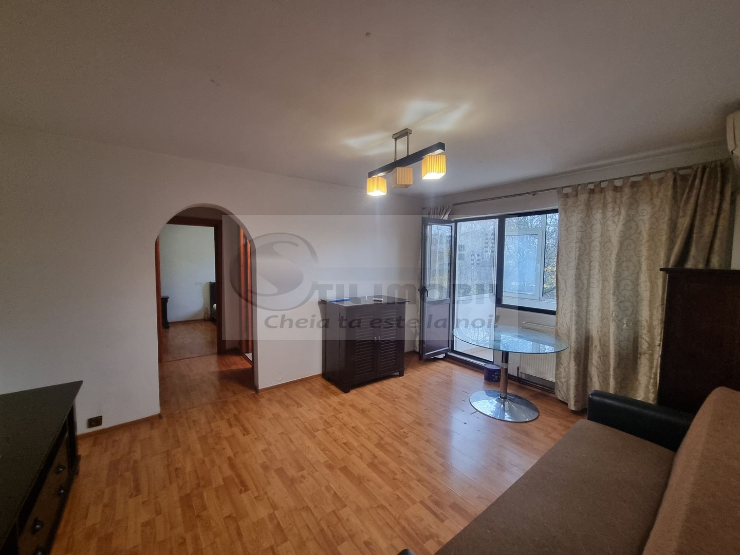 Zona Cantemir - Apartament cu 2 camere sd, etaj 3/4 - 52 mp - Liber ! - Poză 2