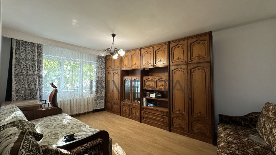 Apartament 4 camere decomandate zona Kaufland! Etajul I ! - Poză 1