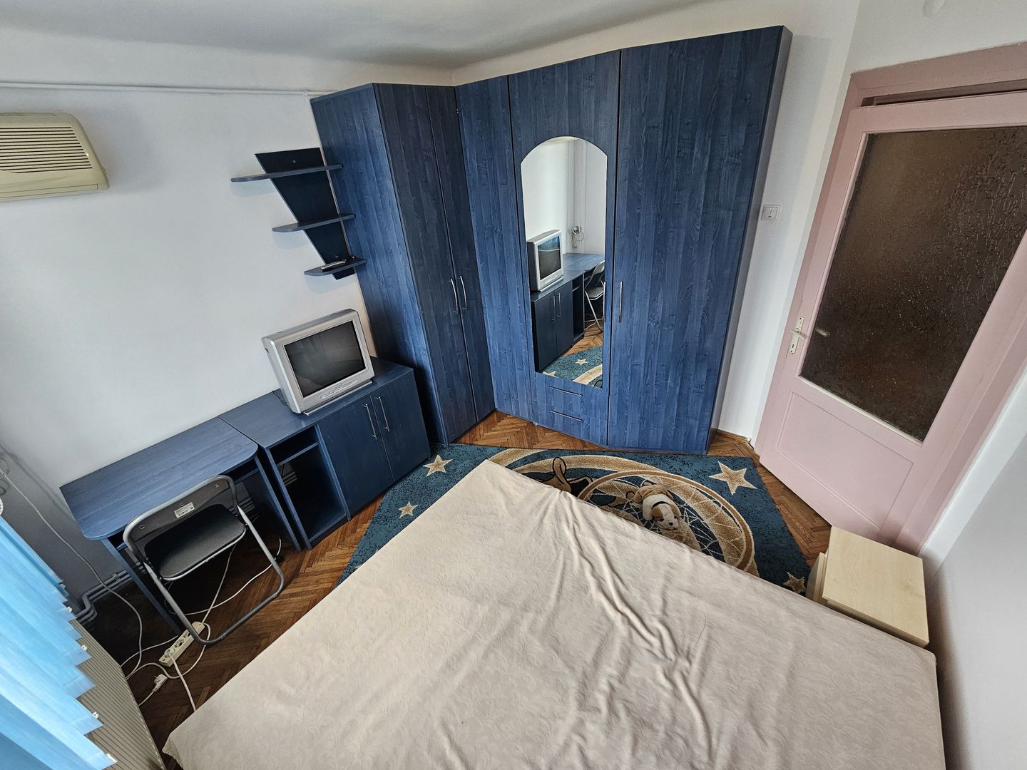 Apartament 2 camere de vanzare, Piața Victoriei centrala proprie - Poză 5