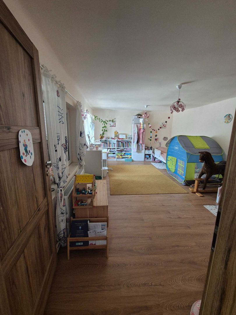 BRASADAS vinde casa familiara cu gradina in zona Titulescu. - Poză 7
