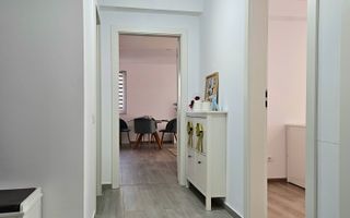 Apartament trei camere, 81 mp  în zona Coresi- Urban - Poză 5