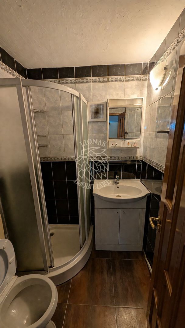 Apartament 4 camere 100 mp-balcon-parcare-beci-Central - Poză 6