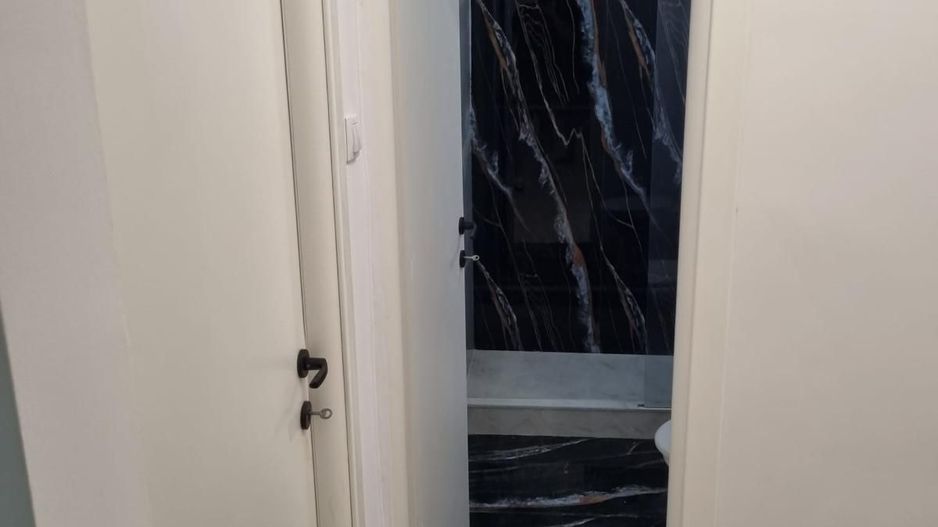 Apartament 2 camere Giurgiului Resita renovat. - Poză 6