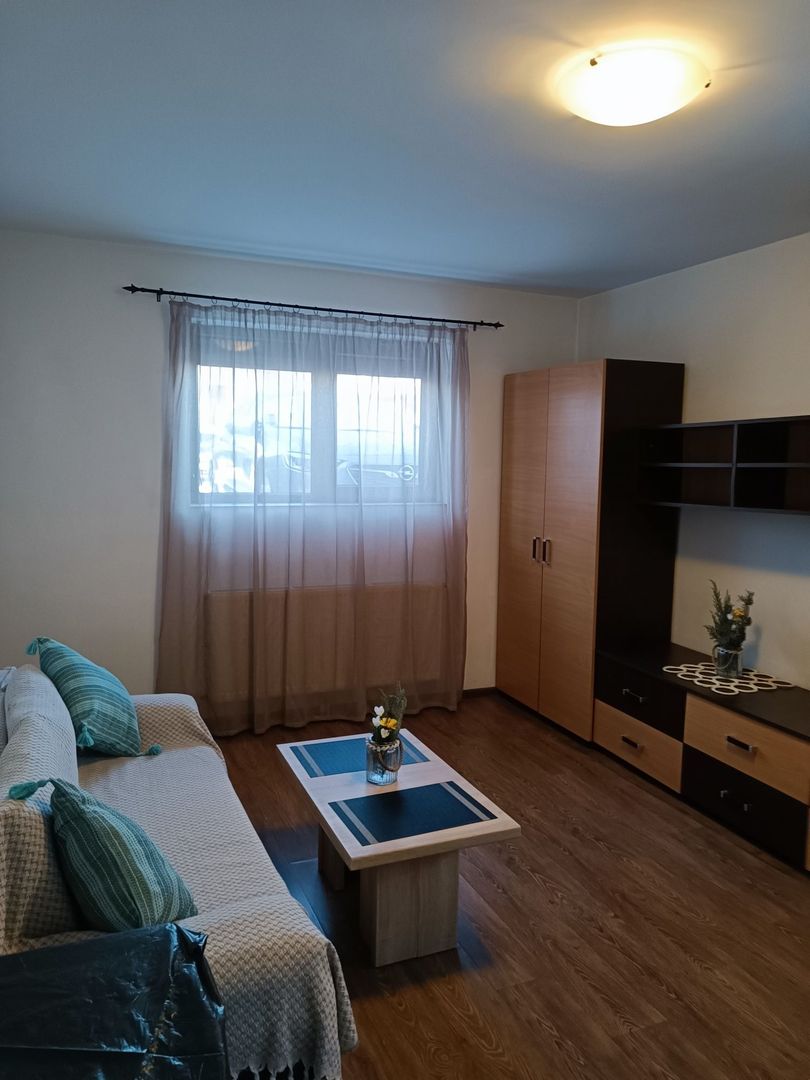 APARTAMENT MOBILAT 2 CAMERE / PACII / MILITARI - Poză 1