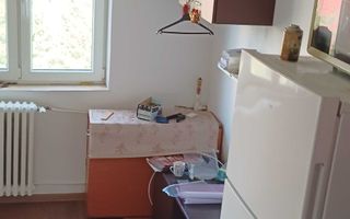 Cameră de cămin renovată, Iași – preț negociabil - Poză 3