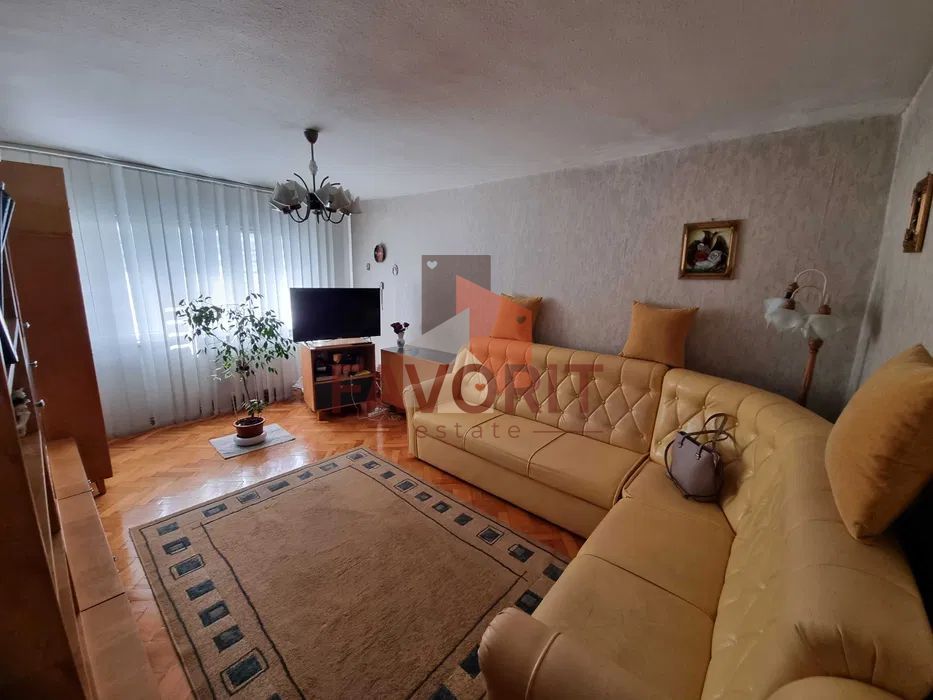 Apartament 3 camere decomandat, zona Aradului - Poză 1