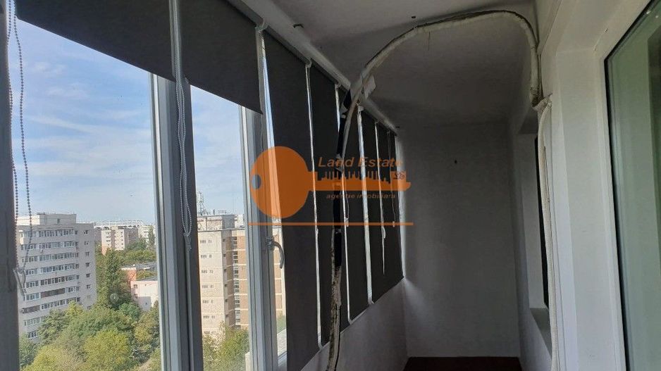 2 camere la 600m de Metrou Titan - Poză 6