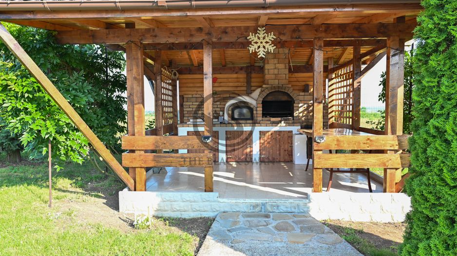 Casa cu piscina de vanzare | 3.300 mp teren | Urlati - Prahova - Poză 15