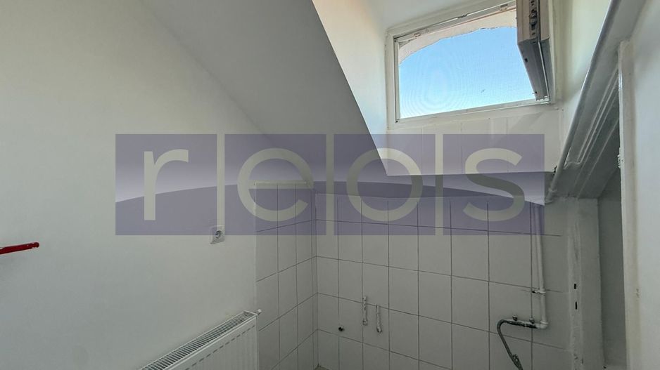 VANZARE 2 CAMERE | MANSARDA | 40 MP | NOU RENOVAT | LOC PARCARE | - Poză 6