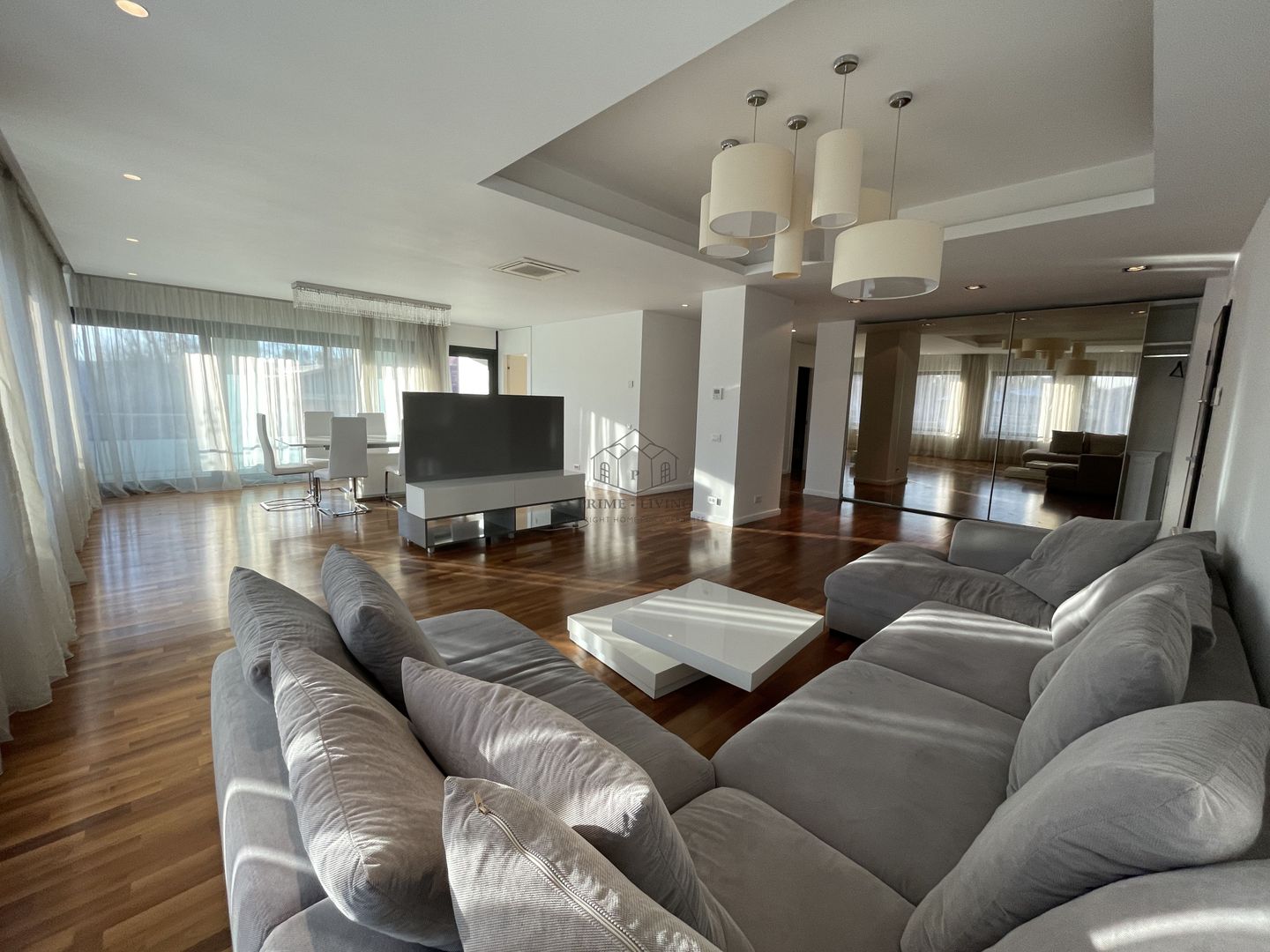 APARTAMENT CU 4 DORMITOARE DEOSEBIT LA INCHIRIERE LANGA PARC KISELEFF - Poză 2