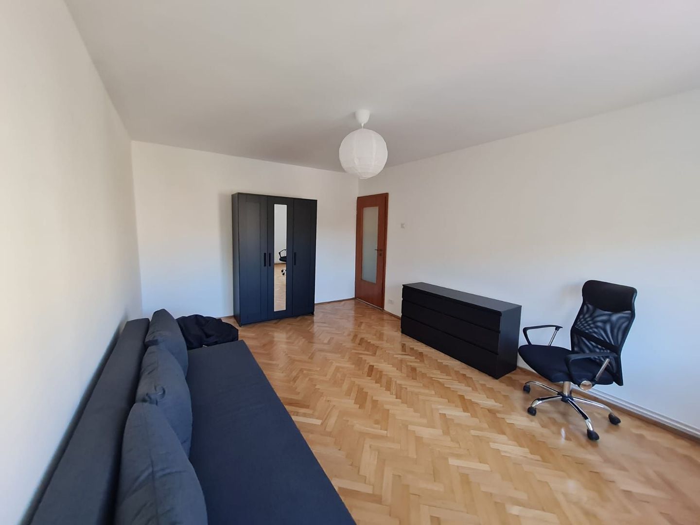 Apartament 2 camere zona Soarelui - Poză 2