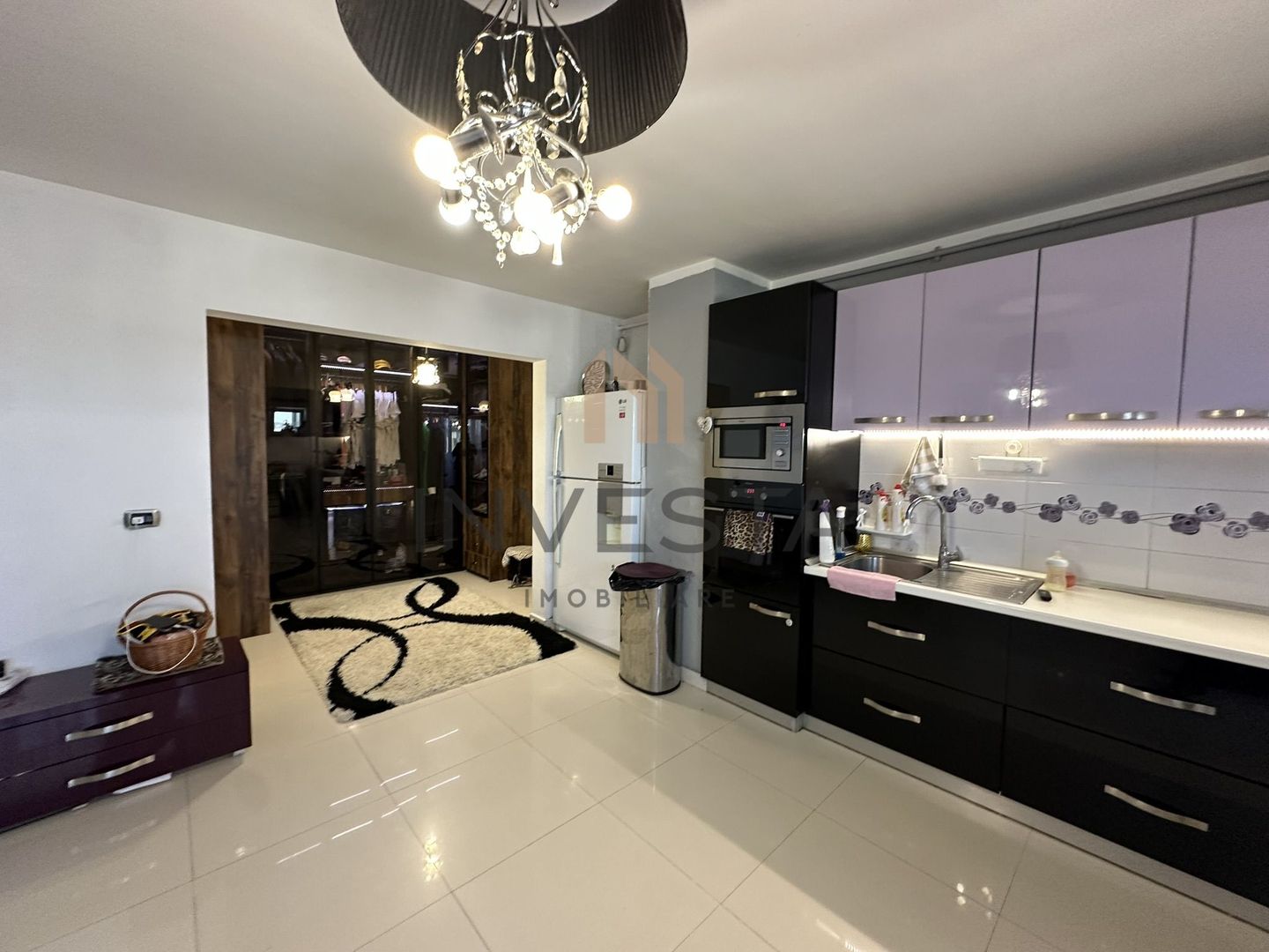 Apartament 3 camere modern, finisat , etaj intermediar, La Terenuri! - Poză 2