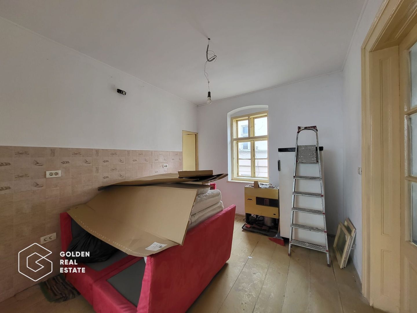 Apartament 2 camere, etajul 1, Oras Lipova - Poză 7