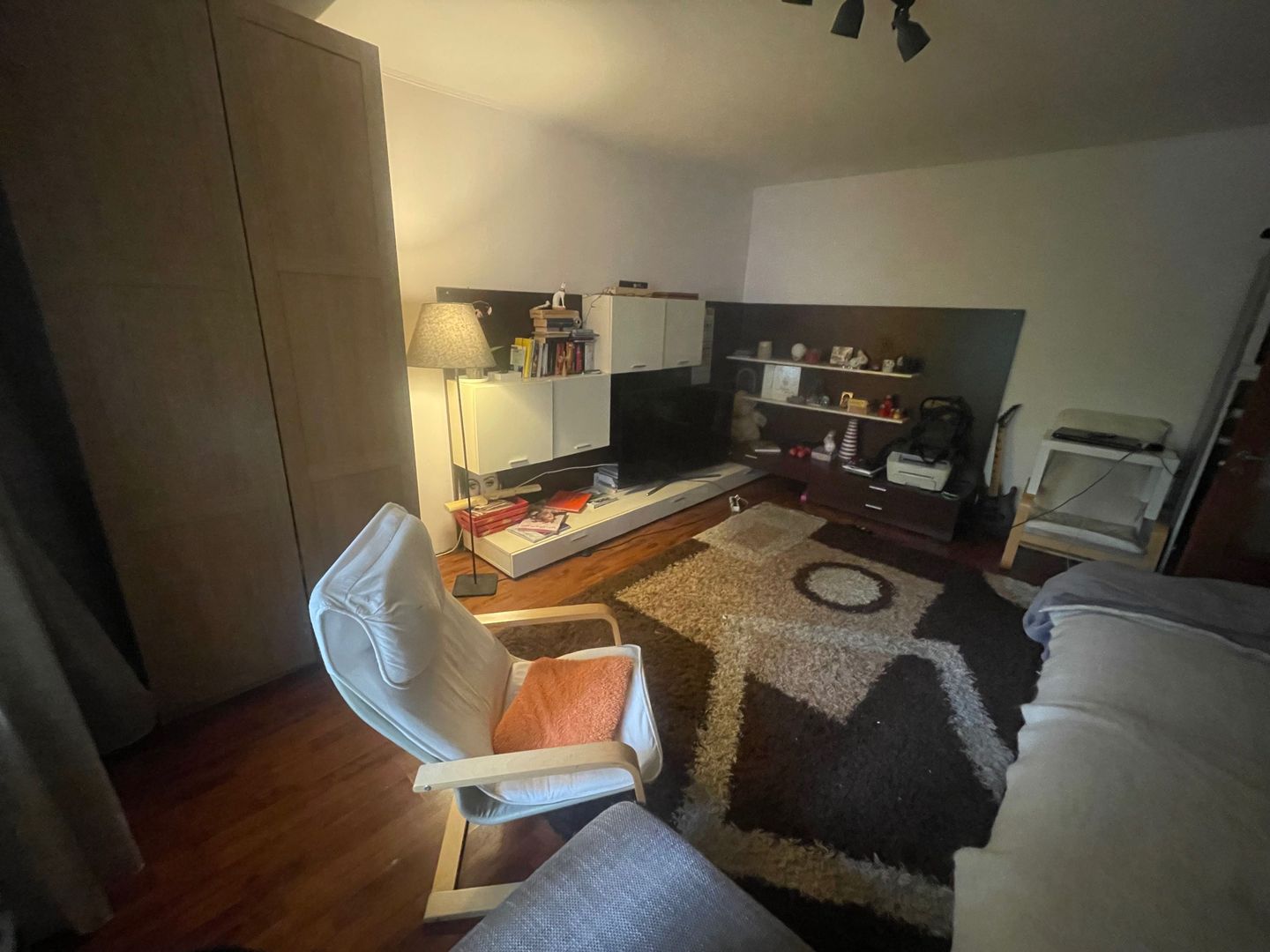 Vanzare Apartament 4 camere, 97 mp – Zona 13 Septembrie, etaj 1/8 - Poză 1
