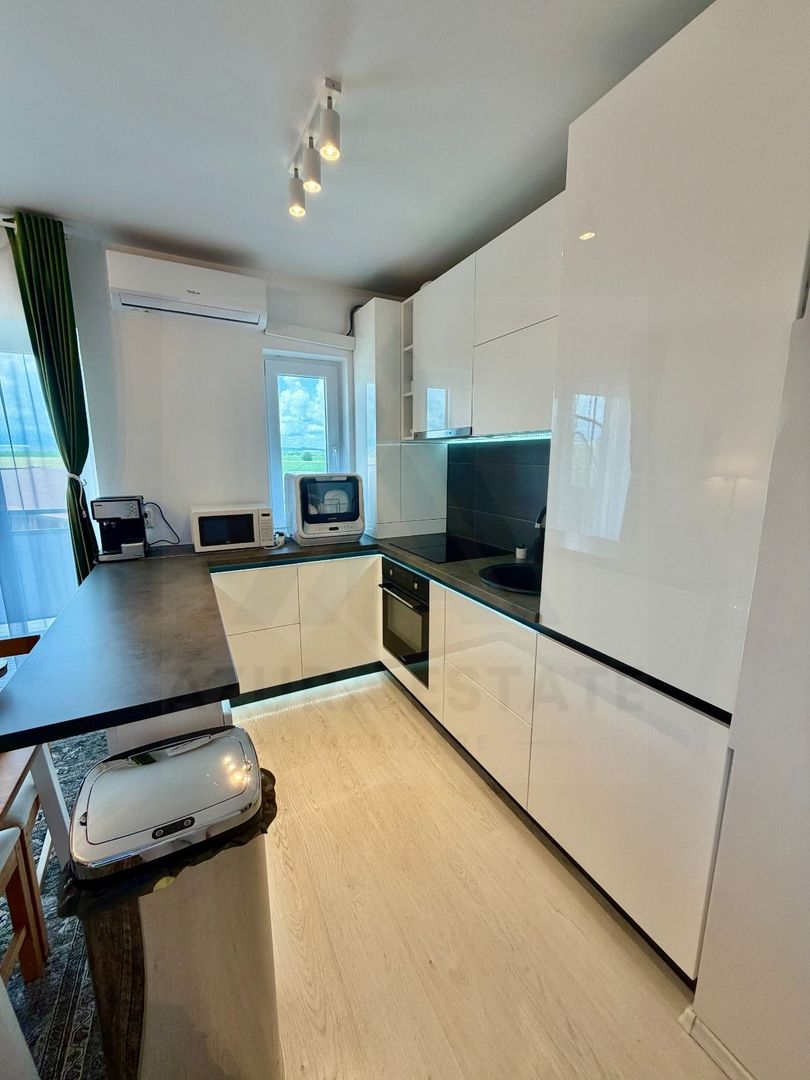 Apartament premium 3 camere etaj 2 cu lift si terasa Calea Surii Mici - Poză 7