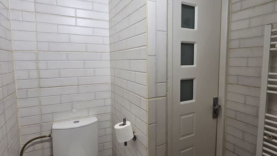 Închiriez apartament 2 camere lux modern, Piața Romană, petfriendly - Poză 10