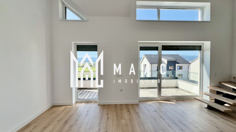 Penthouse Elegant pe 2 Niveluri cu Terasă și Vedere Superbă - Poză 15