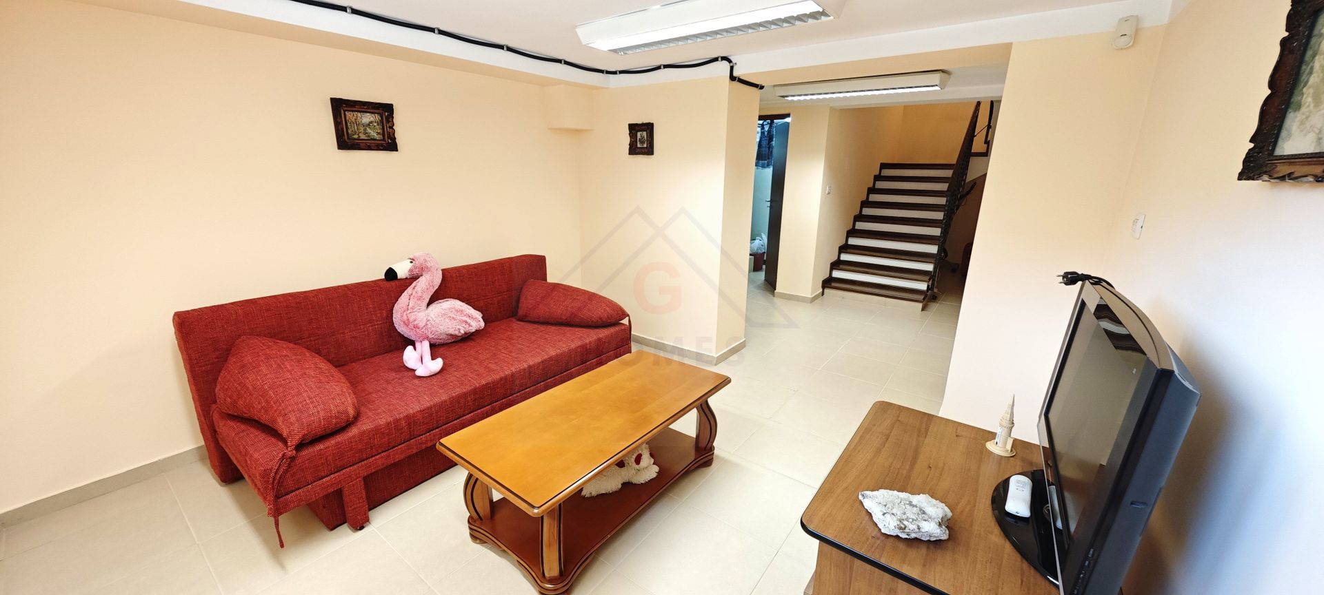 Casa spatioasa. Pretabil si pt. clinica, invatamant, camin varstnici. - Poză 17