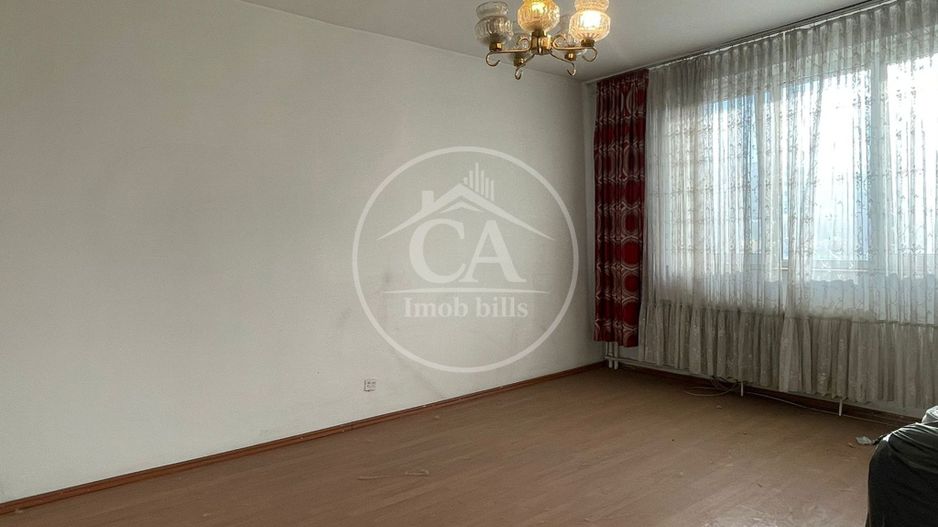 Apartament de vânzare cu 3 camere în zona Nufarul, Oradea - Poză 1