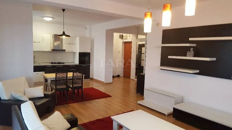 Apartament cu 3 camere de vânzare în zona Andrei Muresanu - Poză 1