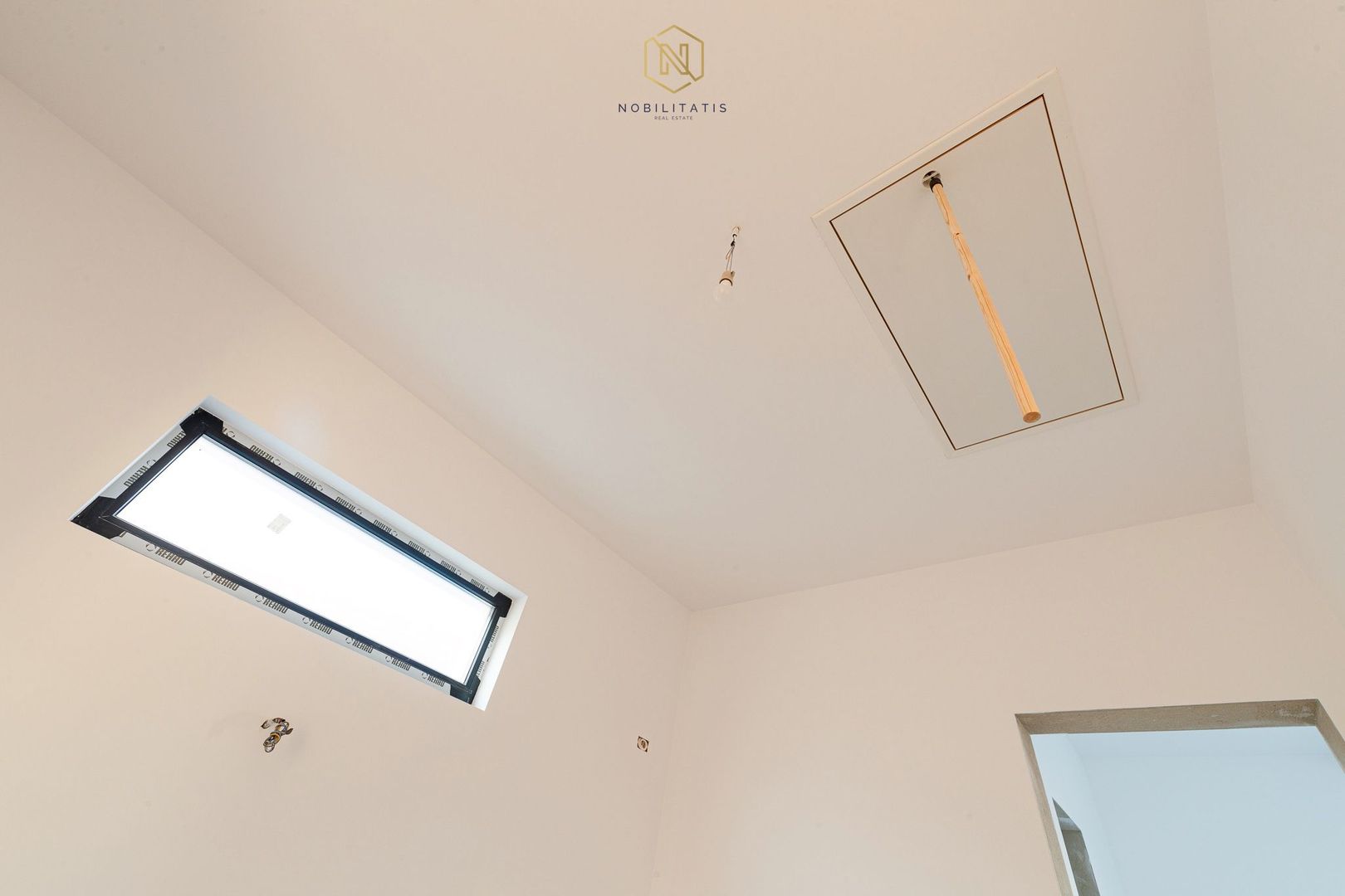 Duplex nou deosebit - despartit prin camera tehnica | Curte amenajata - Poză 24