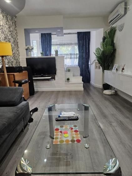 Apartament 3 camere Decomandat - Poză 4