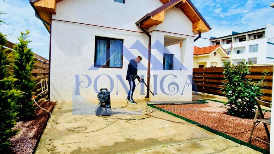 Casă spațioasă, mobilată și utilată în Năvodari Nord-Vest - Poză 12