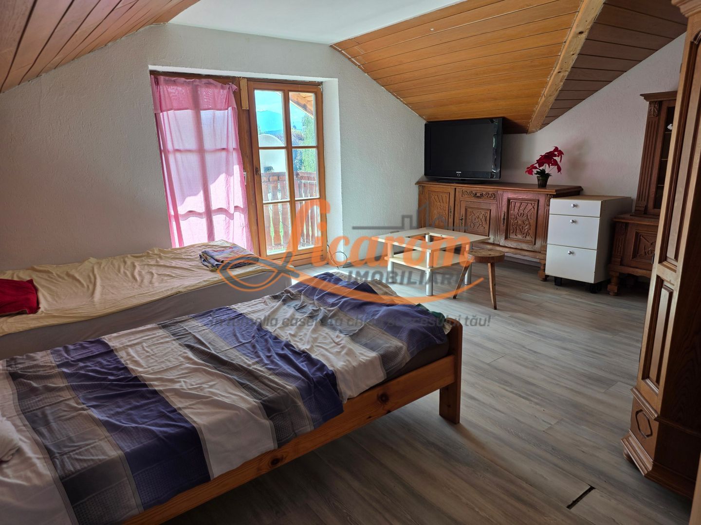 Garsoniera in casa, comuna Cristian,mobilata si utilata. - Poză 1