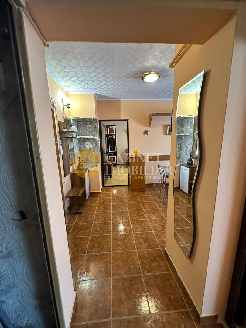 PACURARI - 2 CAMERE DECOMANDAT - ETAJ INTERMEDIAR - LA BULEVARD - Poză 4