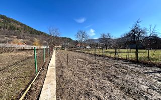 Casa de vanzare pretabila 2 familii, garaj, livada, comuna Pianu - Poză 39