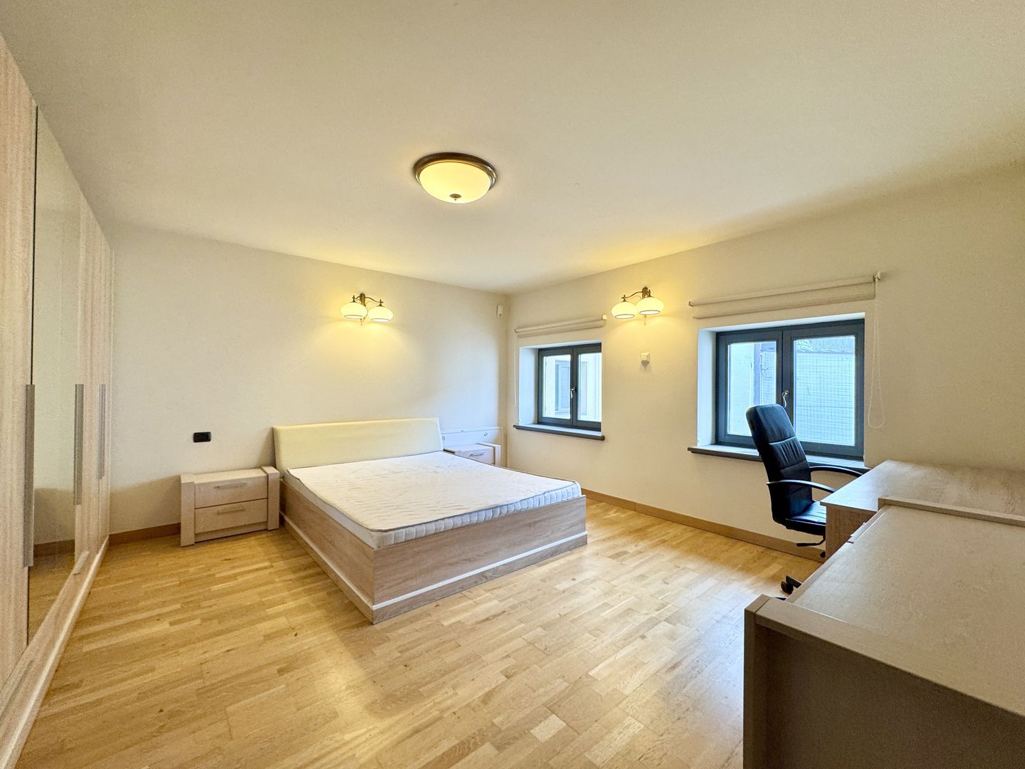 Apartament 3 camere, elegant si spațios, in Piața Unirii - Poză 17