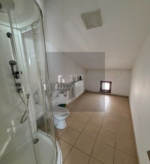 Spatiu Comercial / Birouri Metrou Aparatorii Patriei - Poză 12