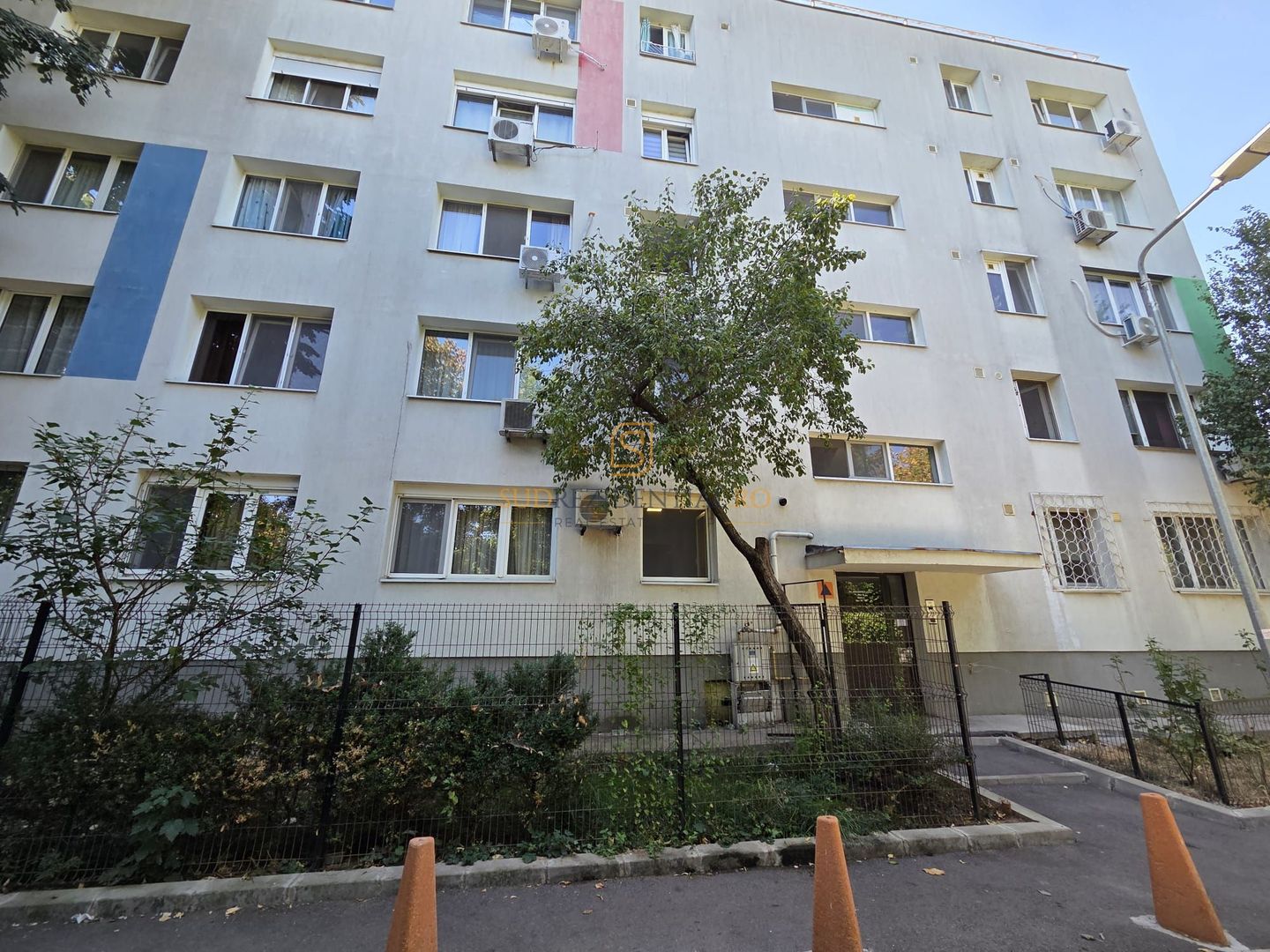 Apartament 2 camere decomandat de vanzare, Sos Berceni, Str Moldovita - Poză 1