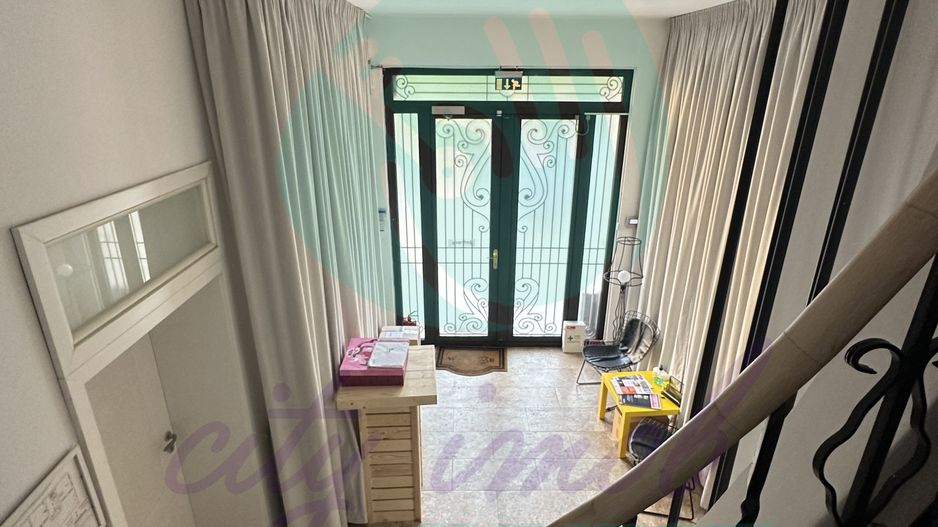 Casă renovată și consolidată, ideală pentru birouri sau activități comerciale - Poză 15