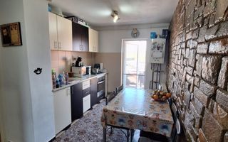 Apartament cu 2 camere de vânzare in Alba Iulia - Poză 4