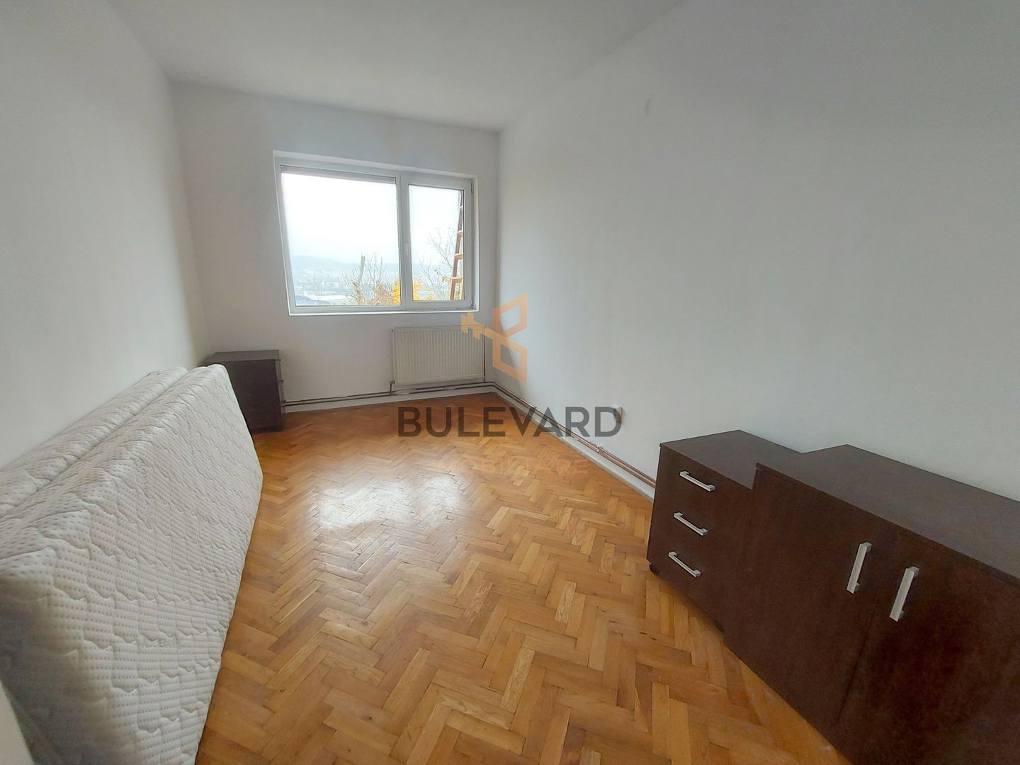 Casa in Gruia cu un view deosebit + teren de 1000mp! - Poză 9