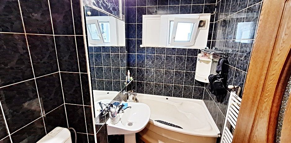 Astra, zona Lidl(Saturn), apartament cu 2 camere, etaj3/4, pret 83000 euro - Poză 8
