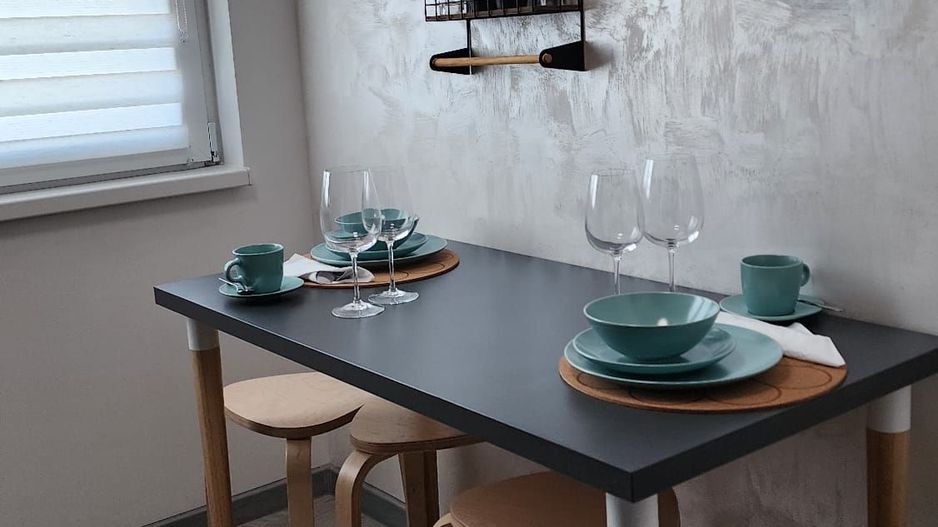 APARTAMENT MOBILAT SI UTILAT METROU ZONA 1 MAI - Poză 5