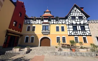 Mosnita Noua-Castel Royal| 2 camere| stil bavarez din lemn si piatra naturala - Poză 16