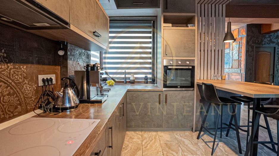 Casa P+1E de vanzare in Mamaia - Tabara Navodari - Poză 9