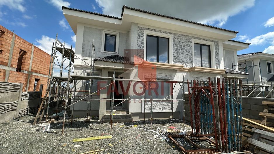 Duplex | 5 Camere | Parter+Etaj+Pod | Toate utilitatile | 3 Bai | - Poză 1