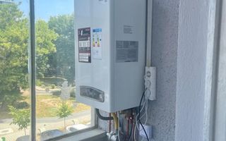 AZURA Imobiliare Pitesti - De Inchiriat Garsoniera Ultracentral - Poză 8