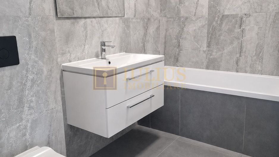 Prima inchiriere| 2 camere| zona Mehala/ Torontalului| loc de parcare| balcon - Poză 8
