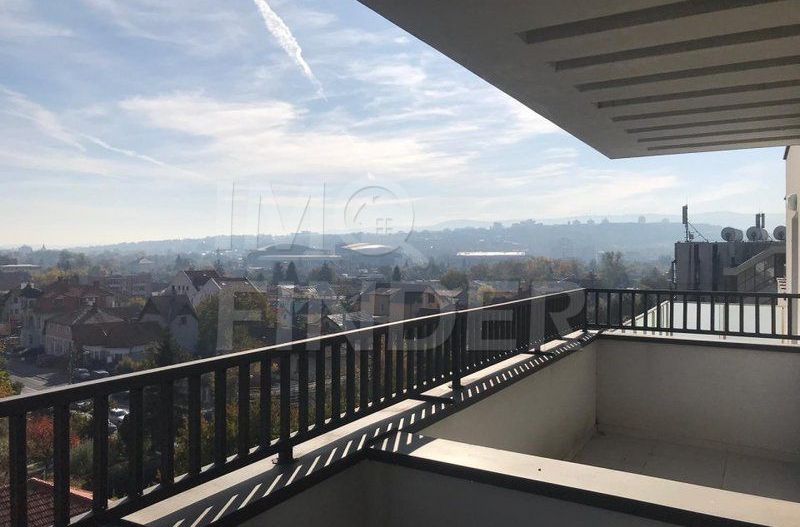 Vanzare penthouse, 450 mp construiti, 3 parcari,  zona Centrala - Poză 2