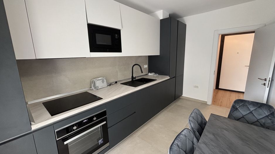 Apartament 3 Camere Decomandat | Terasă 23 mp cu Vedere la Lac + Parcare - Poză 5